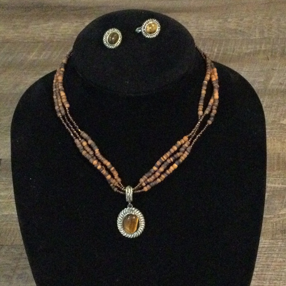Avon Vintage Brown and Silver Beaded Necklace Set with clip on earrings